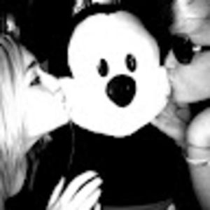 Meet your Posher, Carissa